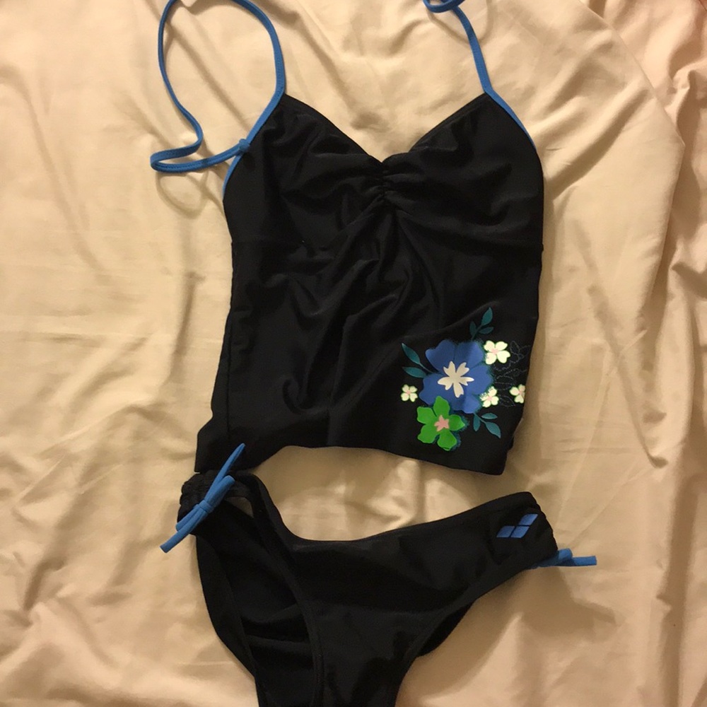 Black floral tankini